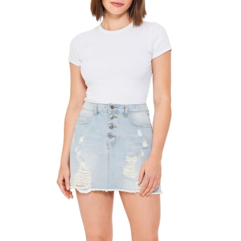 Forever 21 Distressed Denim Mini Skirt | Size M